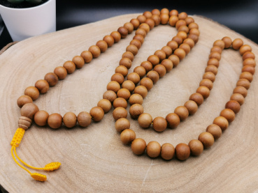 Sandelholz Mala-Kette | 10mm, 108+1 Perlen